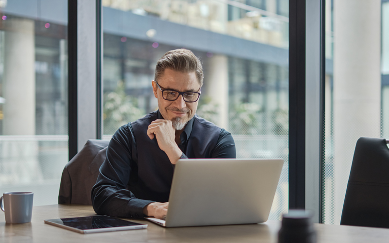 Convert Prospects to Clients with Your RIA Business’s Website